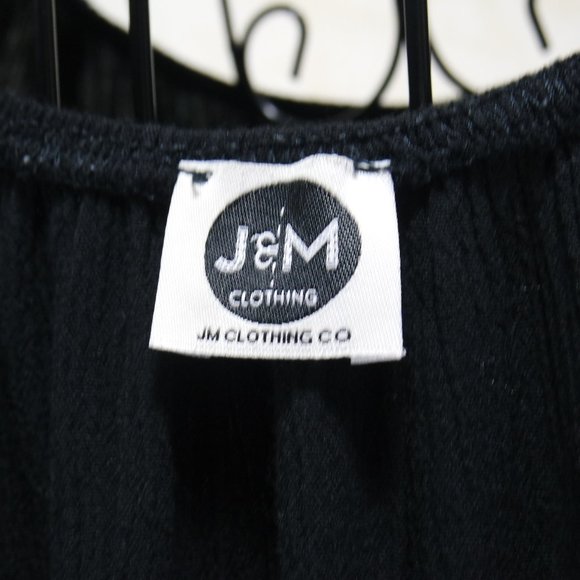 J&M Clothing Co Black Flowy White Crochet Trim Tunic Blouse - Picture 8 of 10